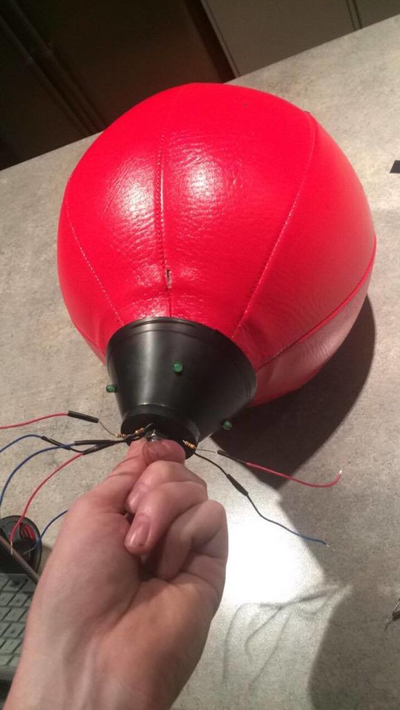 Bolsa de reflejos para boxeo Arduino