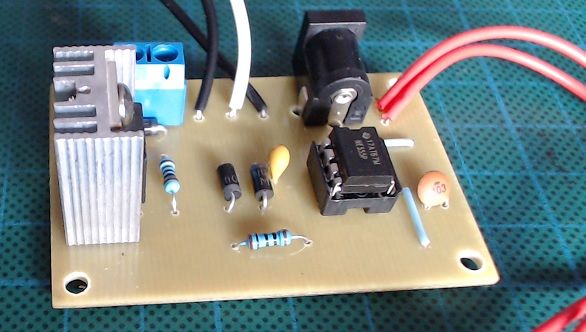 Controlador 12v con 555 PWM